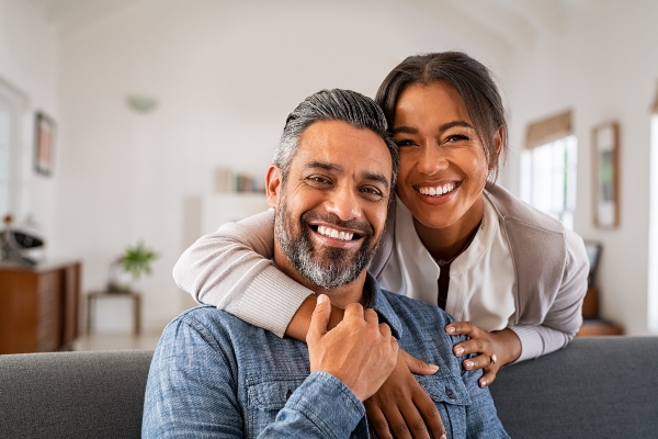 How A Cosmetic Dentist Can Correct Smile Impurities